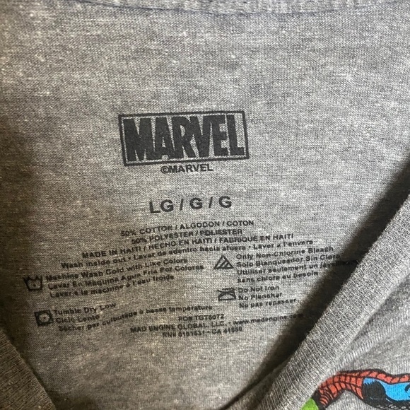 Marvel graphic tee size Large - Picture 8 of 10